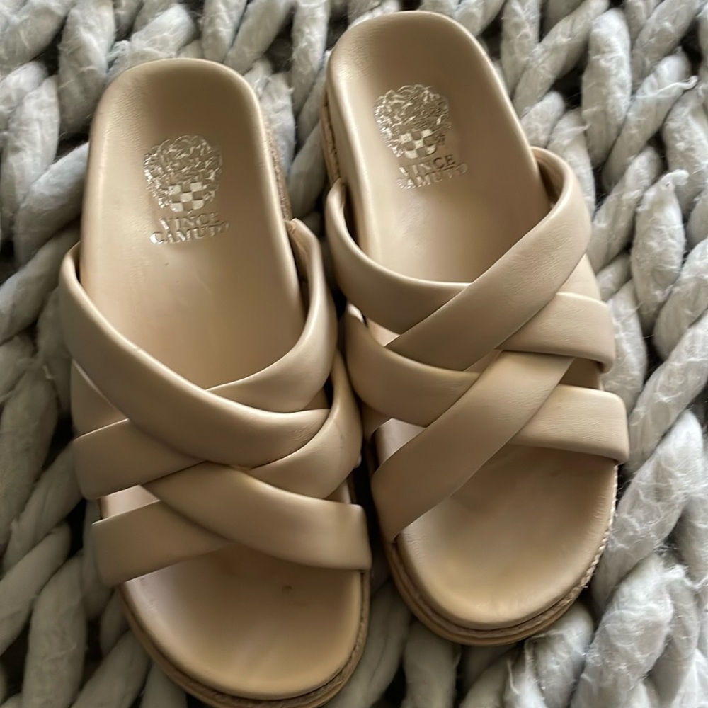 Vince comuto sandal